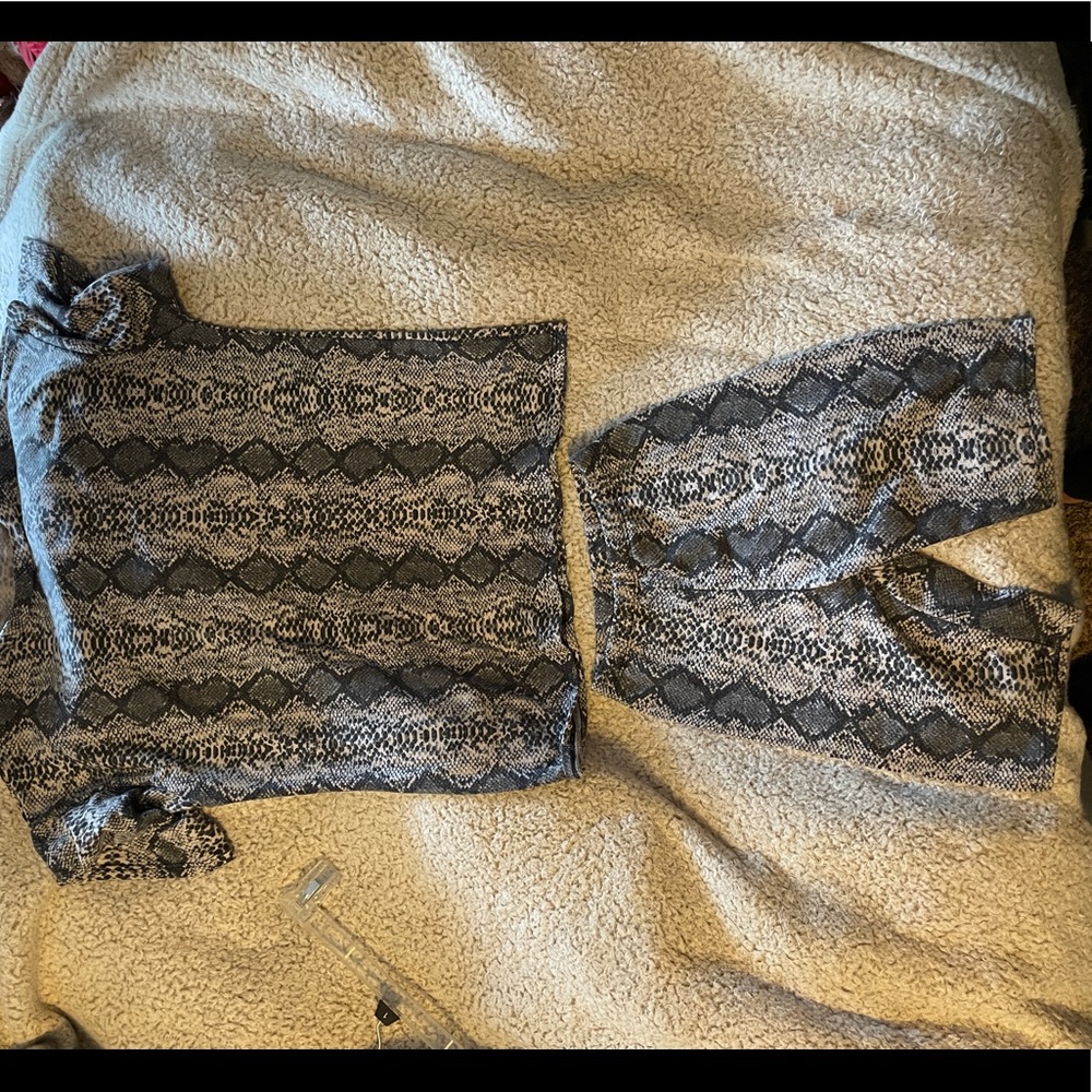 2-piece set